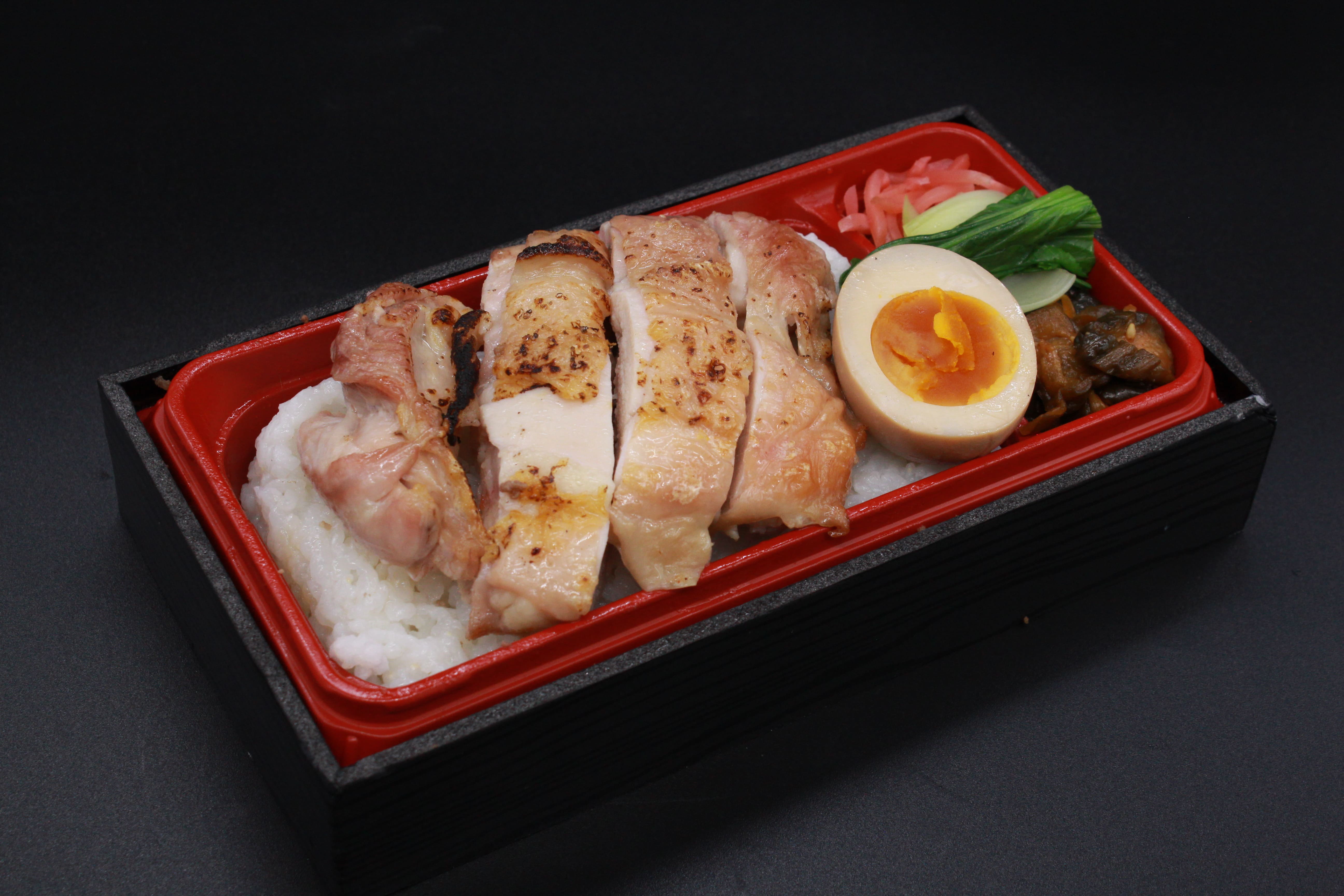 地鶏焼き重