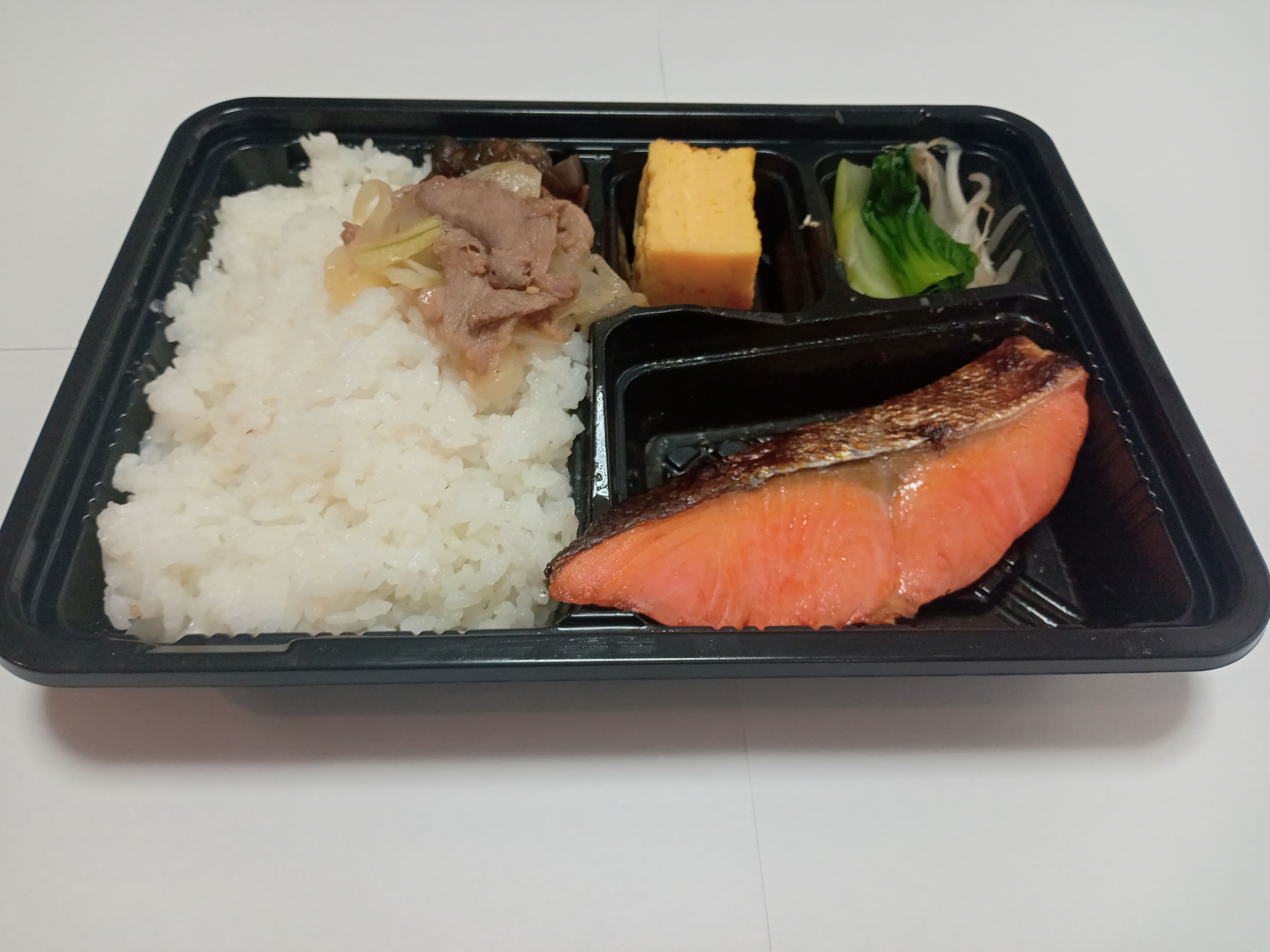 サケ焼き弁当