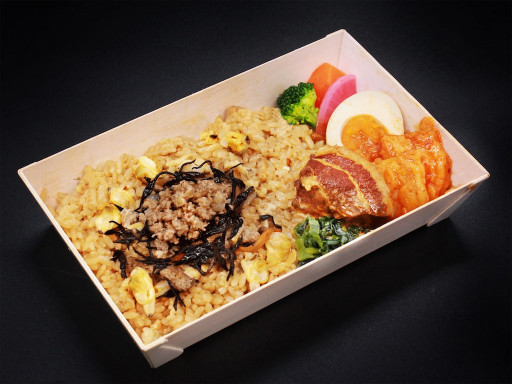 肉そぼろとひじきのあさり飯【角煮ミックス】